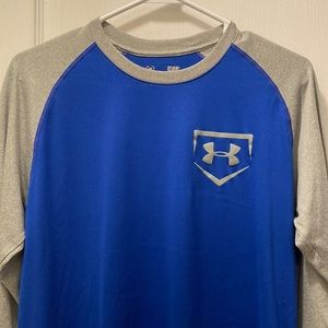 3/4 length Under Armour Shirt Men - Small Loose